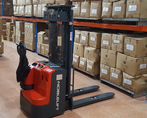 長樂翔(xiang)福電商物(wu)流園小金(jīn)剛批量交(jiāo)貨